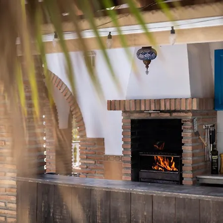 With Pool, Bbq, Games & Fireplace Nerja